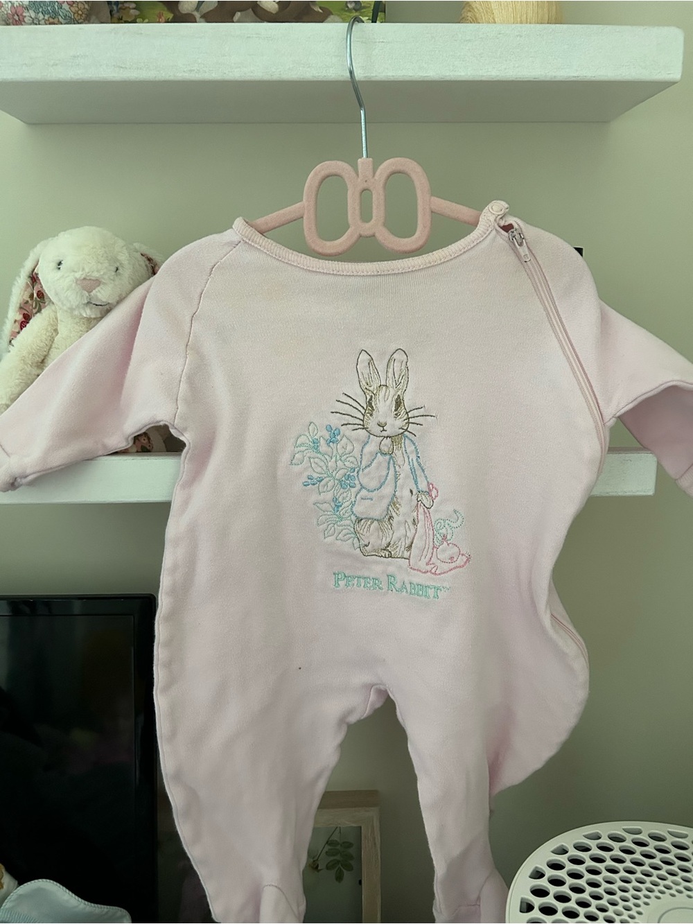1999 Girly Peter Rabbit pink VINTAGE Zipper Sleeper